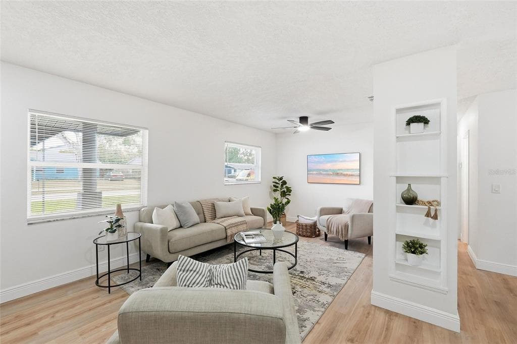 7406 MANCHESTER LANE, TAMPA, FL 33619 photo 3