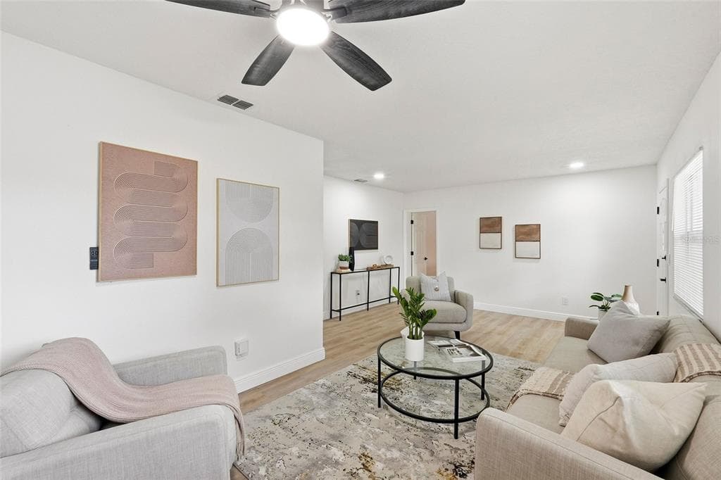 7406 MANCHESTER LANE, TAMPA, FL 33619 photo 4