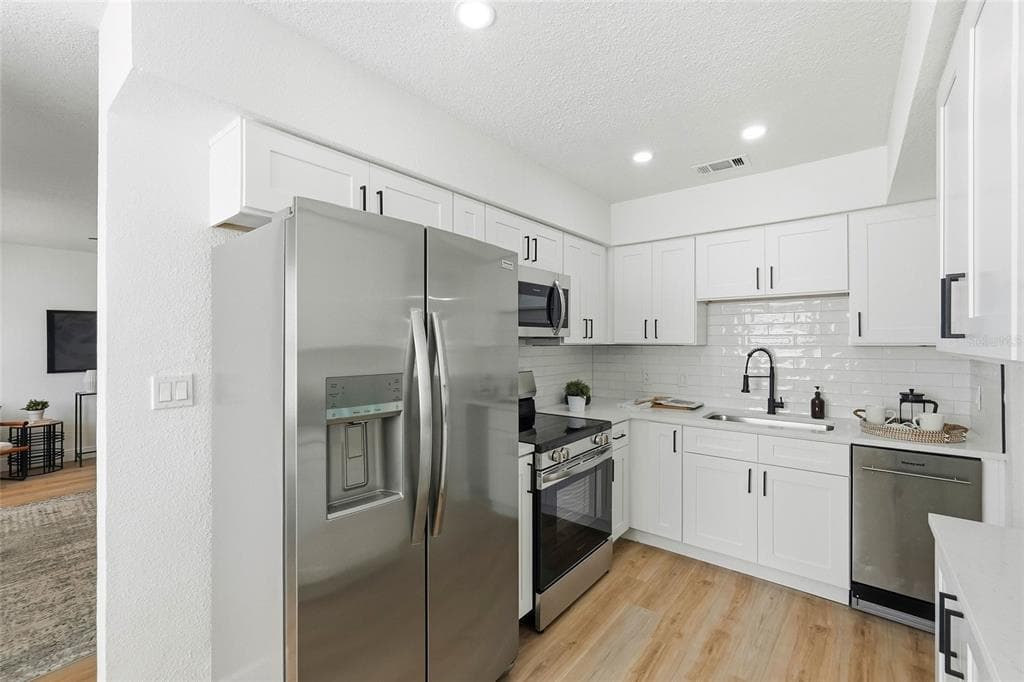 1912 BRUST AVENUE, TAMPA, FL 33612 photo 5