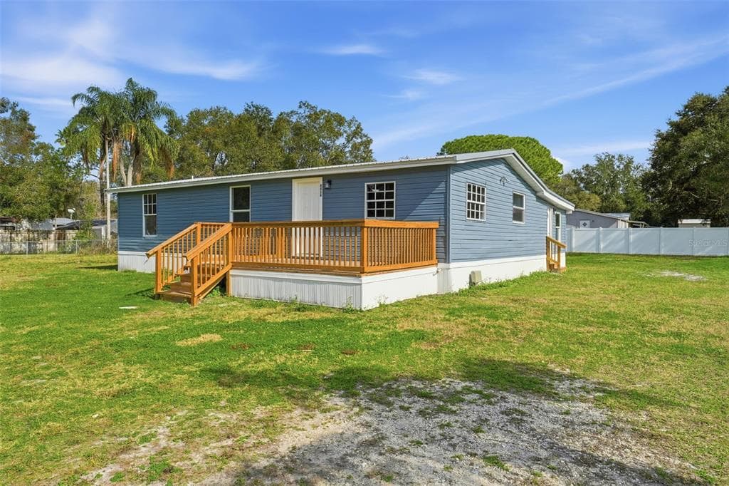 6416 SADDLETREE DRIVE, WESLEY CHAPEL, FL 33544 photo 2