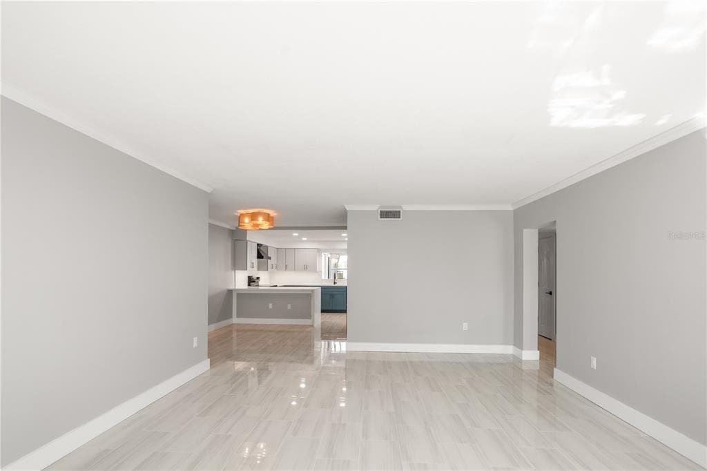 1000 RAFAEL BOULEVARD Unit 2, Street PETERSBURG, FL 33704 photo 5