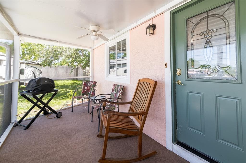 21247 SAN PABLO Drive, LAND O LAKES, FL 34637 photo 4