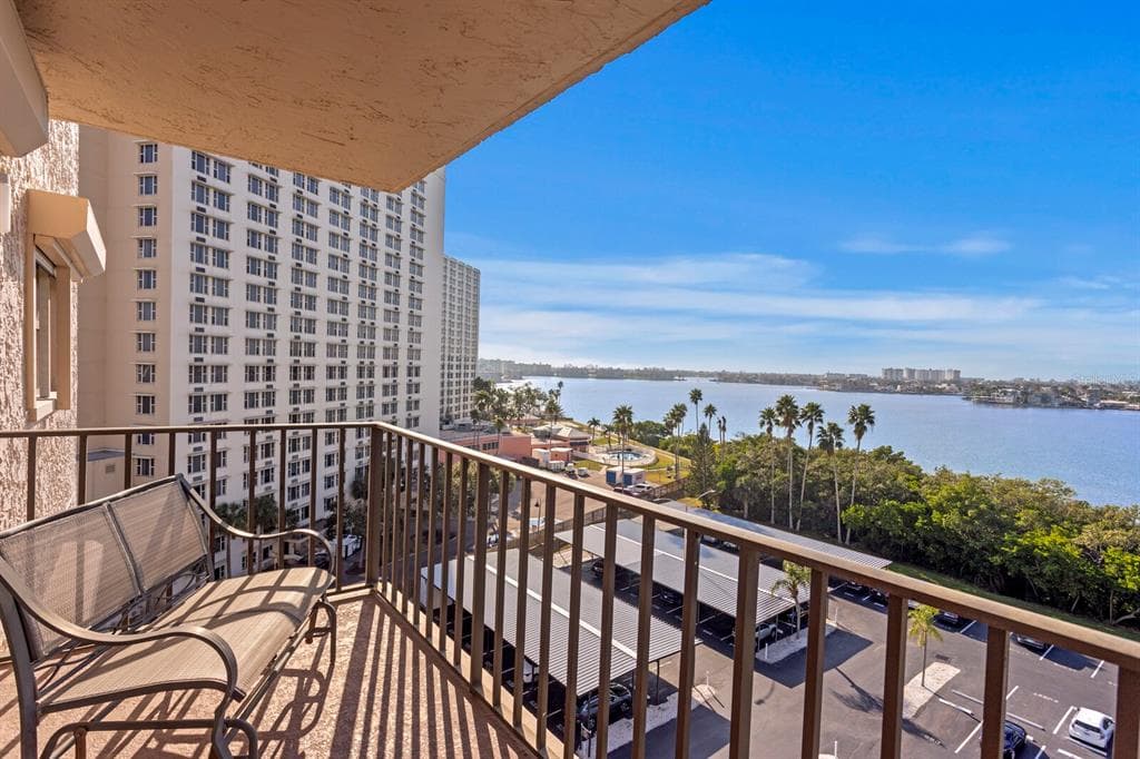 7050 SUNSET DRIVE Unit 801, SOUTH PASADENA, FL 33707 photo 5