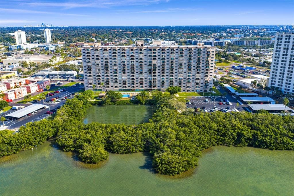 7050 SUNSET DRIVE Unit 801, SOUTH PASADENA, FL 33707 photo 4