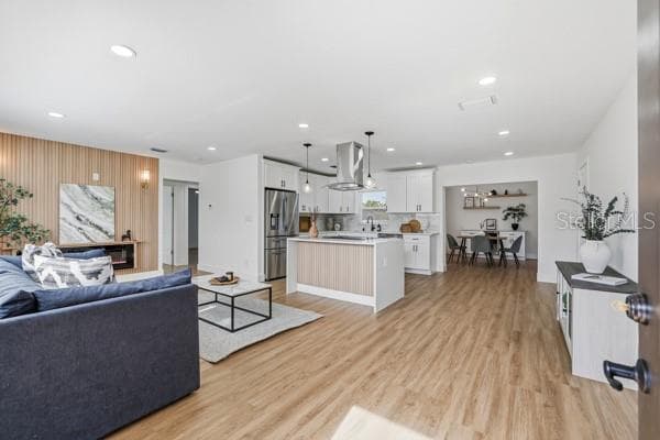 3527 28TH AVENUE, Street PETERSBURG, FL 33711 photo 4