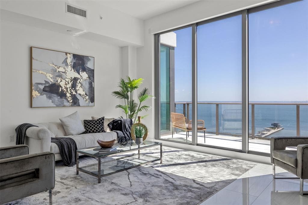 100 1ST AVENUE Unit 3902, Street PETERSBURG, FL 33701 photo 5