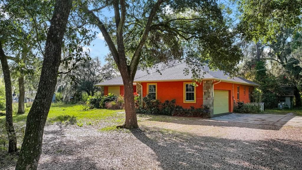 4028 CASTLEWOOD Road, SEFFNER, FL 33584 photo 4