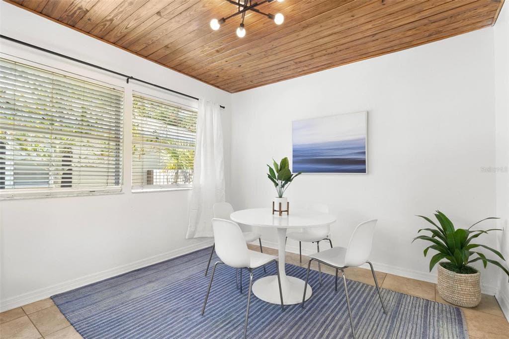 747 39TH AVENUE, Street PETERSBURG, FL 33703 photo 4