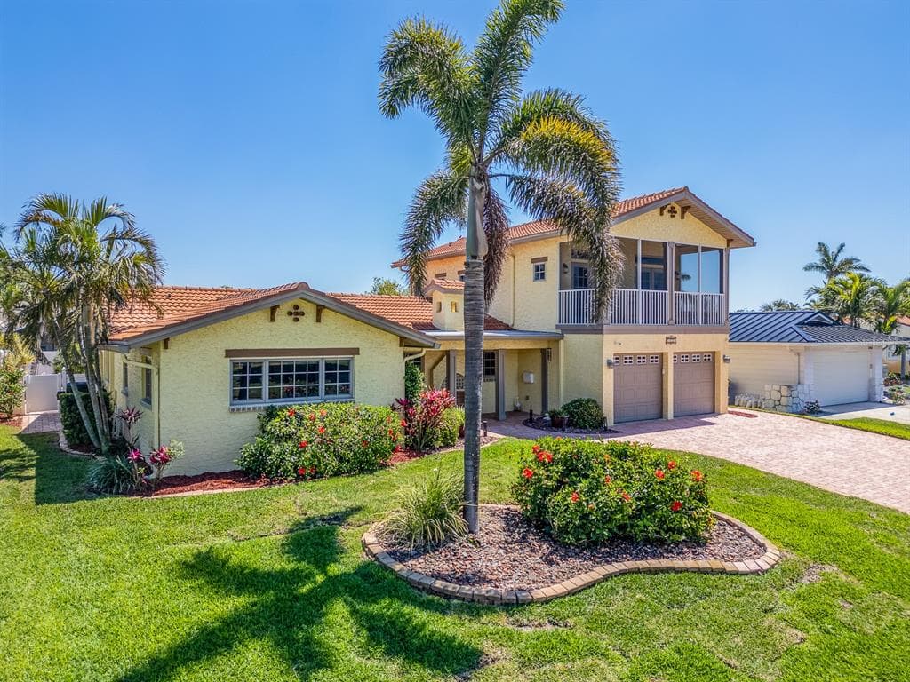 1140 81ST STREET, ST PETERSBURG, FL, 33707 photo 2