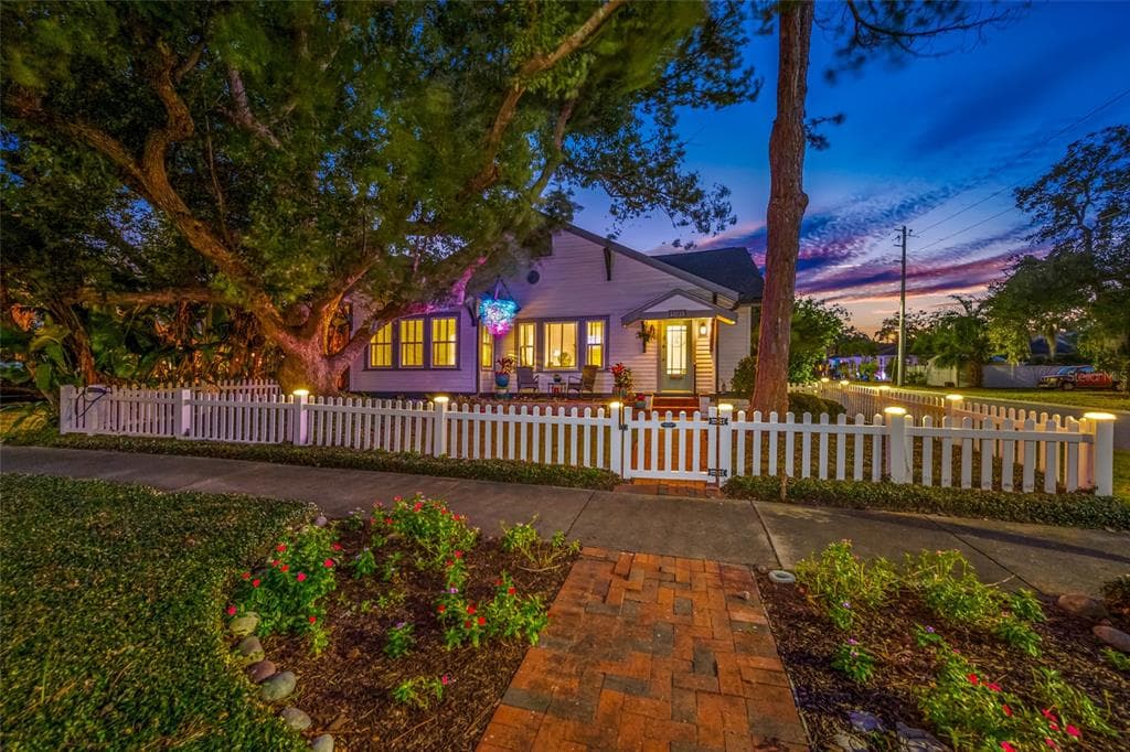 1101 GRANADA STREET, CLEARWATER, FL 33755 photo 2