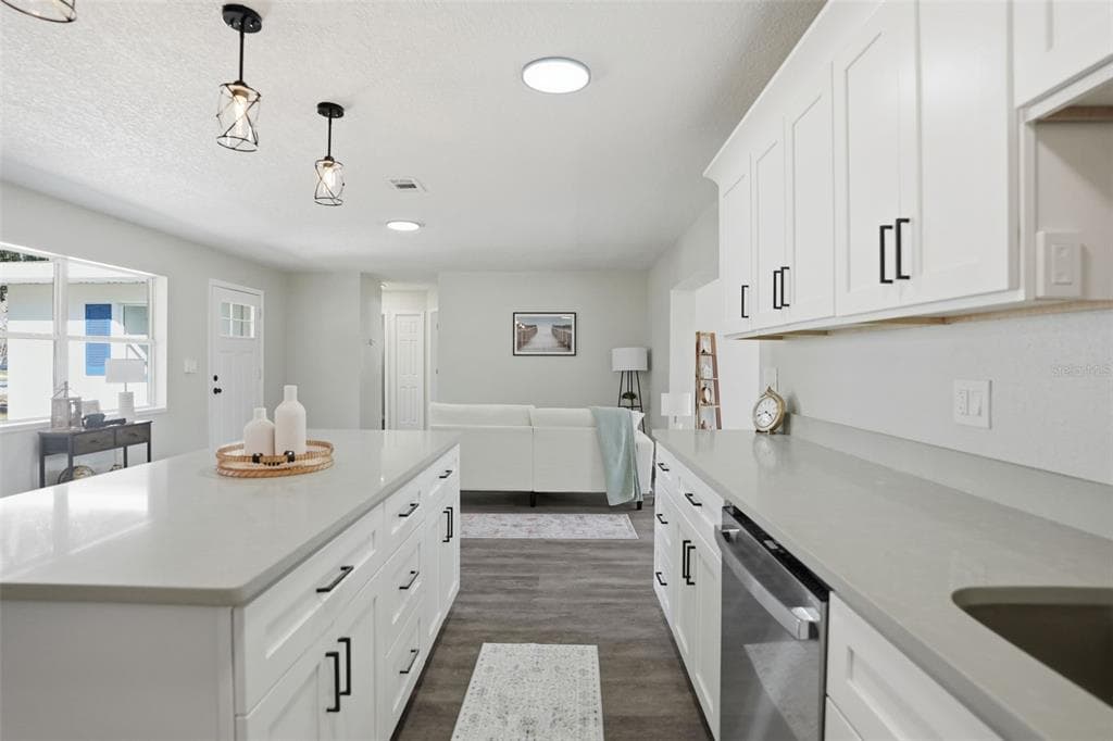 4940 LAKEWOOD DRIVE, DADE CITY, FL 33523 photo 4