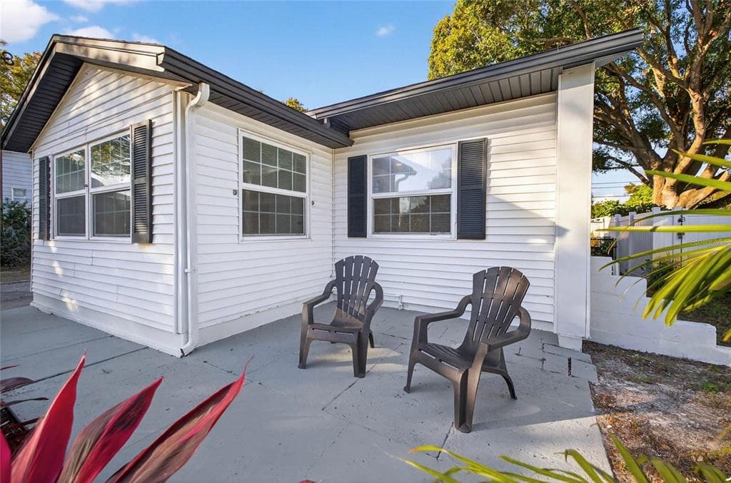 2831 25TH Avenue, Street PETERSBURG, FL 33713 photo 4