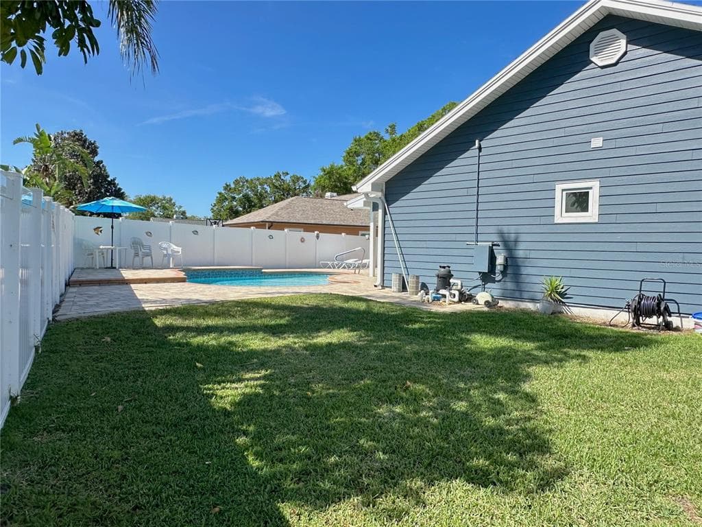 3000 TANGERINE Terrace, PALM HARBOR, FL 34684 photo 4