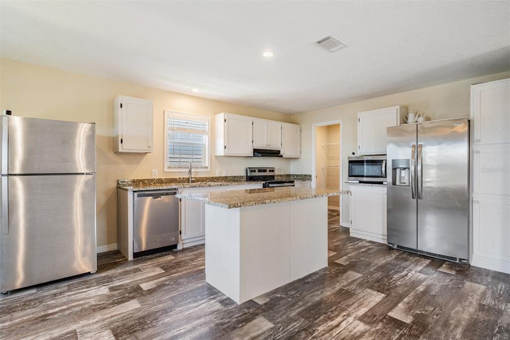 13039 KEEL Court, HUDSON, FL 34667 photo 4