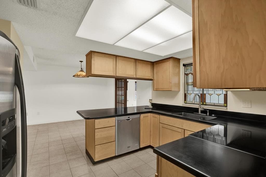 31205 LANCEWOOD Drive, BROOKSVILLE, FL 34602 photo 4