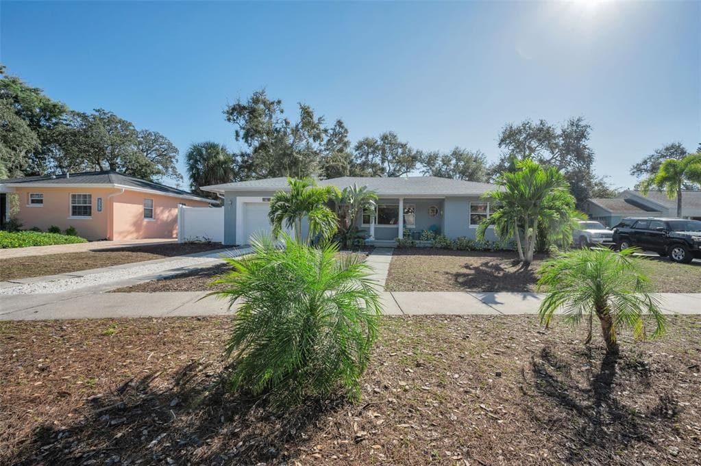 245 GARDEN CIRCLE, DUNEDIN, FL, 34698 photo 5