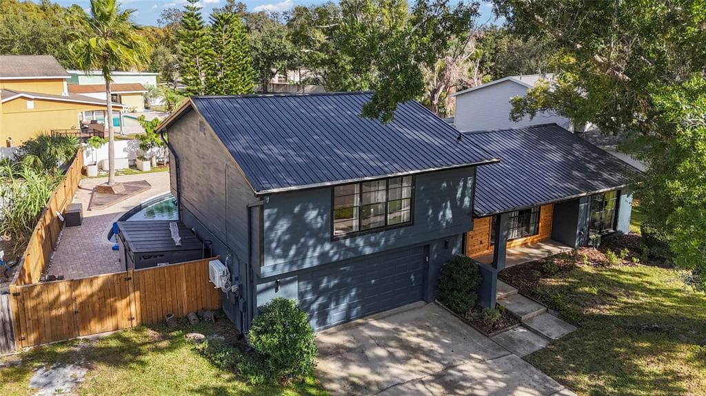 16303 CALIDONIA LANE, TAMPA, FL 33624 photo 2