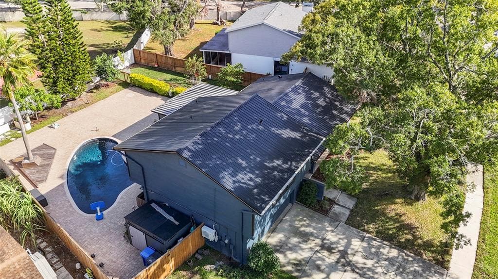 16303 CALIDONIA LANE, TAMPA, FL 33624 photo 3