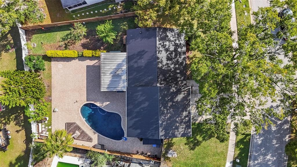 16303 CALIDONIA LANE, TAMPA, FL 33624 photo 4