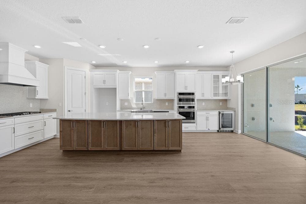 29632 IMPERATI BOULEVARD, WESLEY CHAPEL, FL 33543 photo 2