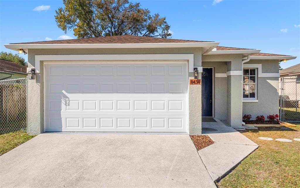 8434 RIVER DUNE STREET, TAMPA, FL 33617 photo 2