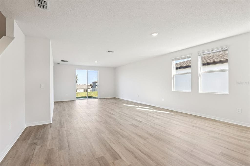 31583 WILD GRAPE LANE, BROOKSVILLE, FL, 34602 photo 5