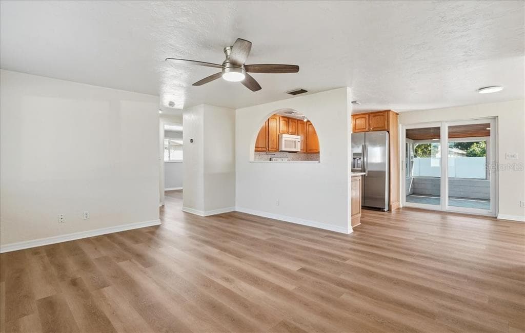 10416 ORANGE BLOSSOM LANE, SEMINOLE, FL 33772 photo 4