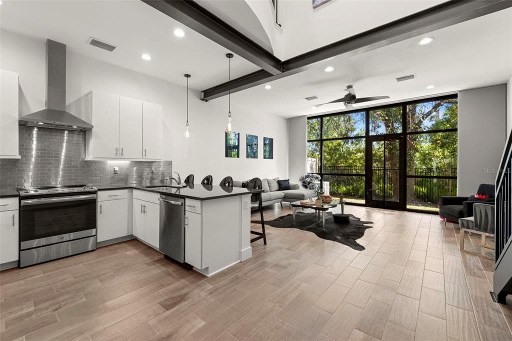 4118 GAUGE LINE Loop, TAMPA, FL 33624 photo 3