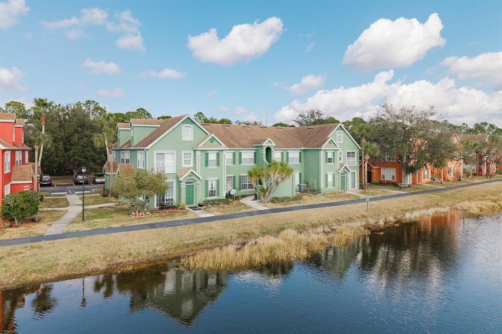 9170 LAKE CHASE ISLAND WAY Unit 9170, TAMPA, FL 33626 photo 5