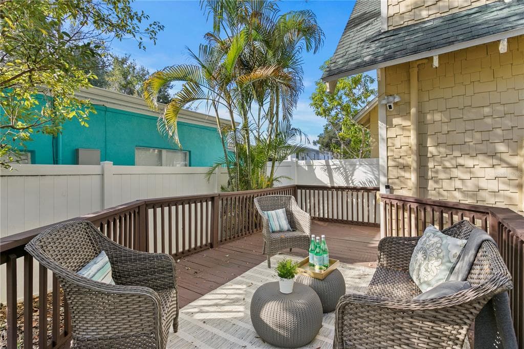 937 5TH Street, Street PETERSBURG, FL 33701 photo 3