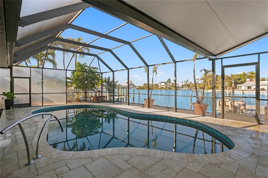 253 HERMOSITA Drive, Street PETE BEACH, FL 33706 photo 5