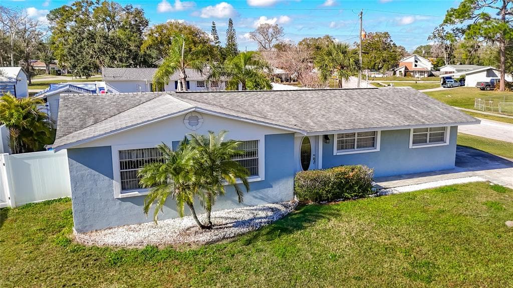 19014 SUNLAKE BOULEVARD, LUTZ, FL 33558 photo 5