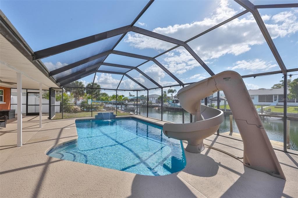 1018 SILVER PALM WAY, APOLLO BEACH, FL 33572 photo 2