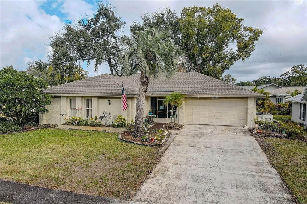 1319 GLENGARRY DRIVE, PALM HARBOR, FL 34684 photo 3