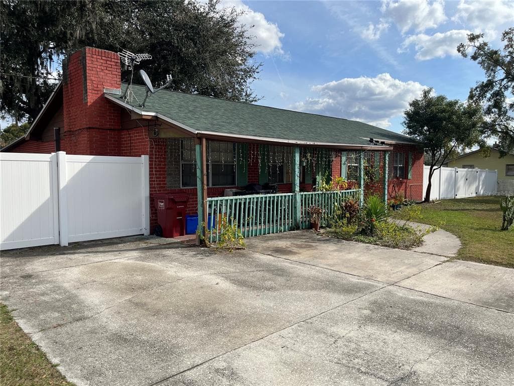 1506 BRACEWELL DRIVE, PLANT CITY, FL 33563 photo 3