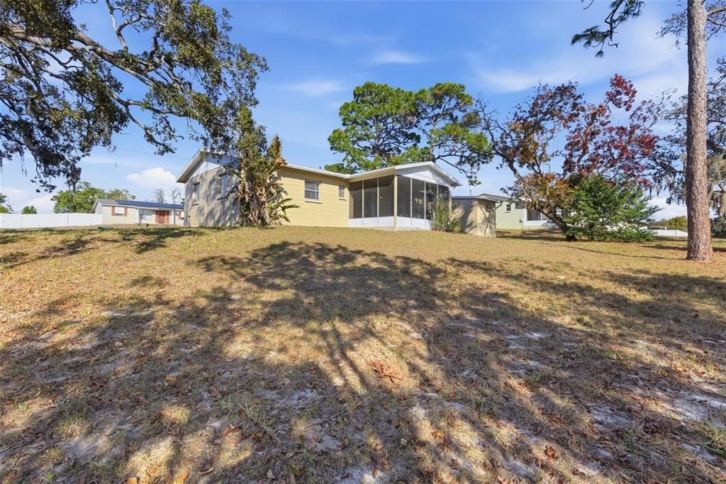 9326 BAY Drive, SPRING HILL, FL 34608 photo 4