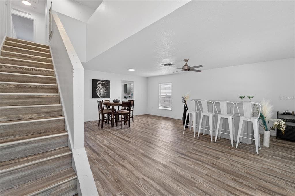 10325 FROG POND Drive, RIVERVIEW, FL 33569 photo 4