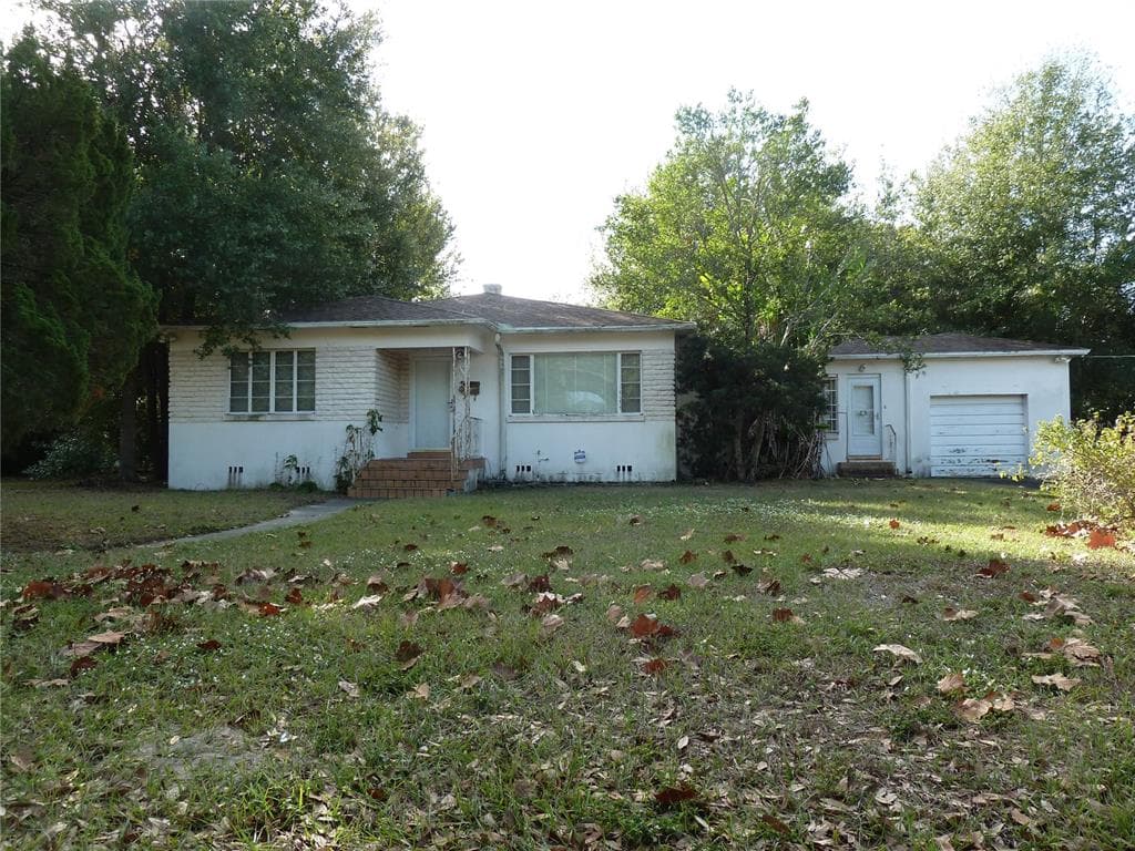 1006 ADALEE Street, TAMPA, FL 33603