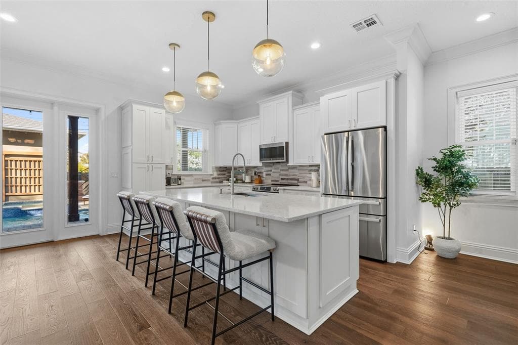 481 33RD AVENUE, Street PETERSBURG, FL 33704 photo 4