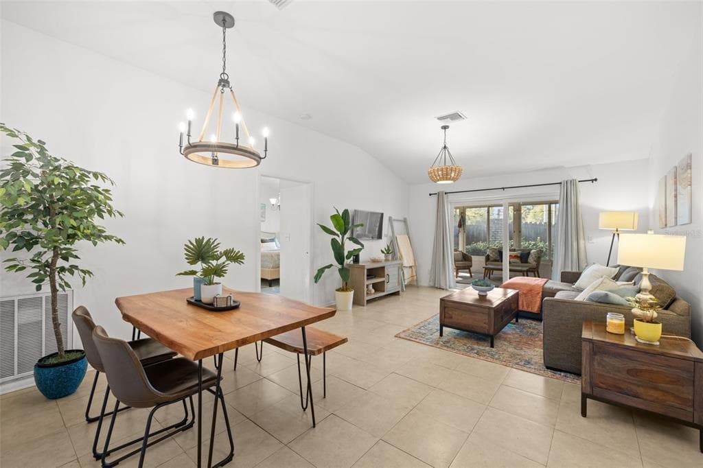 878 FRANKLIN SQUARE Circle, PALM HARBOR, FL 34683 photo 2