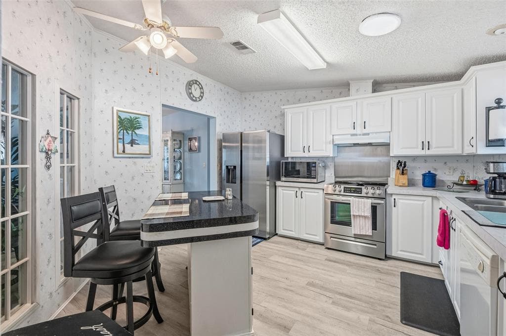 2457 IVYWOOD DRIVE, BROOKSVILLE, FL 34604 photo 3