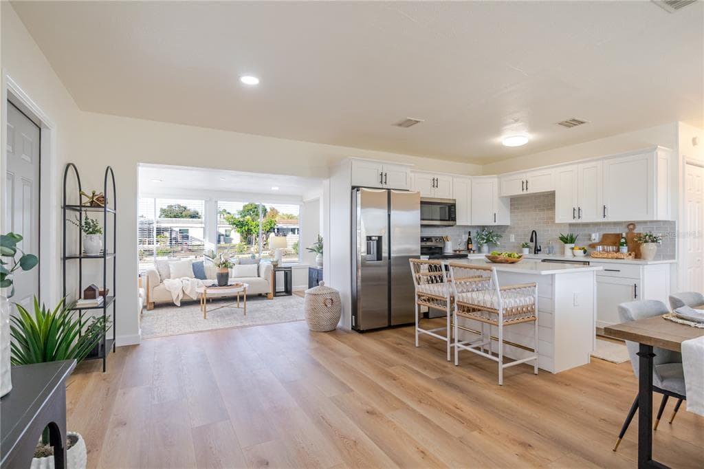 5737 3RD Avenue, Street PETERSBURG, FL 33710 photo 5