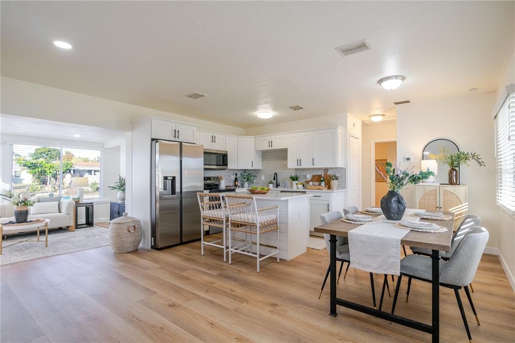 5737 3RD Avenue, Street PETERSBURG, FL 33710 photo 4