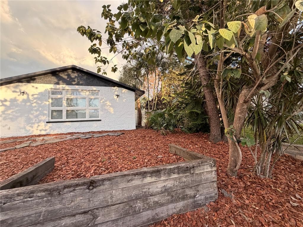 7513 RUSTIC DRIVE, TAMPA, FL 33634 photo 3