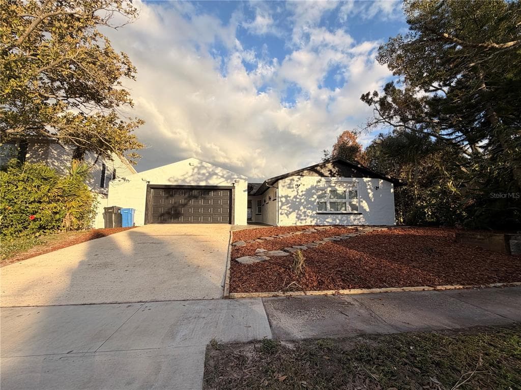 7513 RUSTIC DRIVE, TAMPA, FL 33634