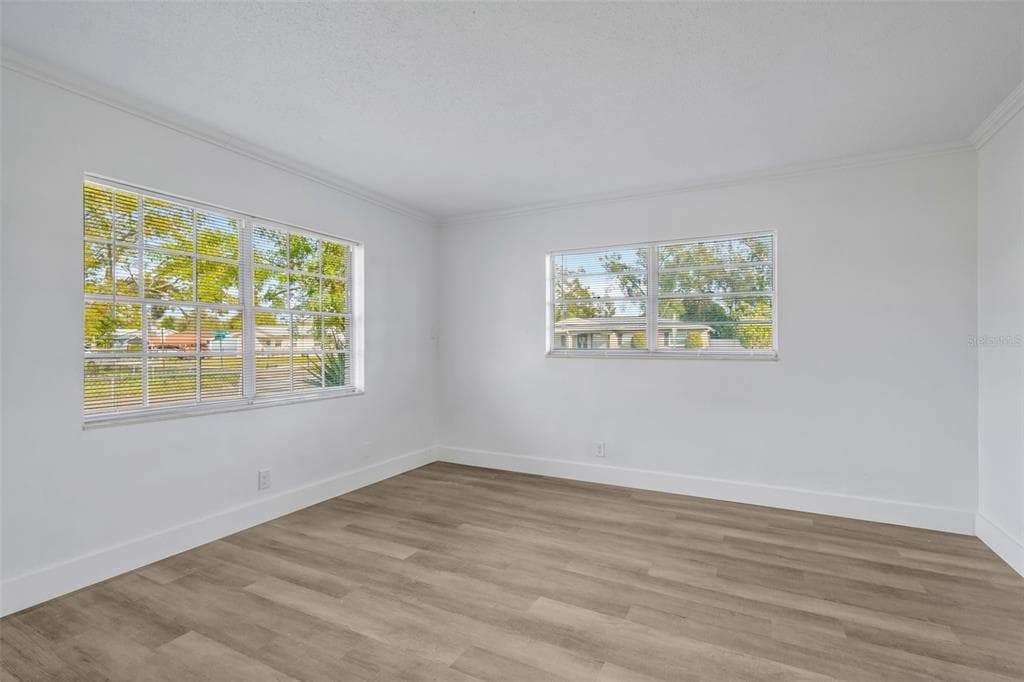 7031 GLENVIEW DRIVE, TAMPA, FL 33619 photo 4