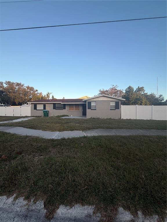 8701 94TH Street, SEMINOLE, FL 33777