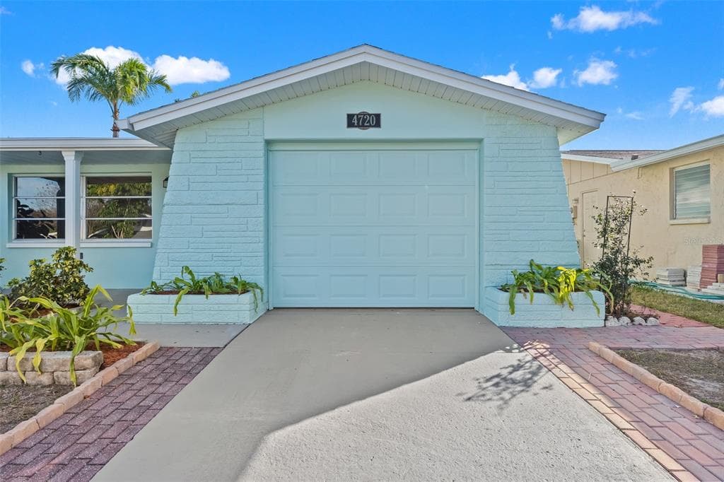 4720 DURNEY STREET, NEW PORT RICHEY, FL 34652 photo 4