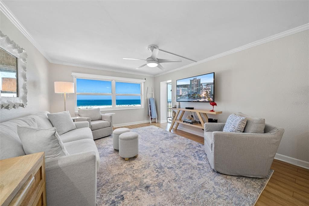 11000 GULF BOULEVARD Unit 702, TREASURE ISLAND, FL 33706 photo 3