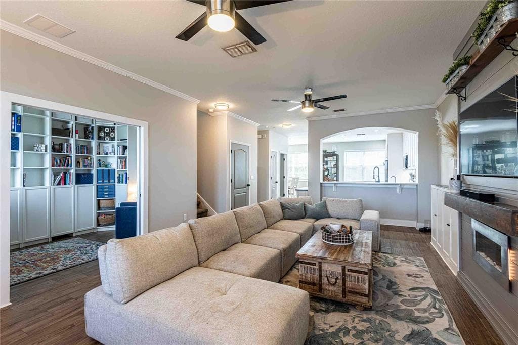 10144 ARBOR RUN Unit 34, TAMPA, FL 33647 photo 5